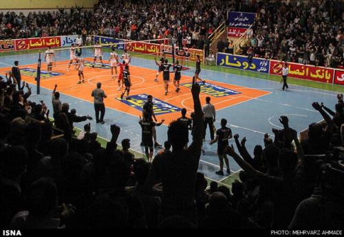 حضور تماشاگران در سالن های والیبال ممنوع گردید