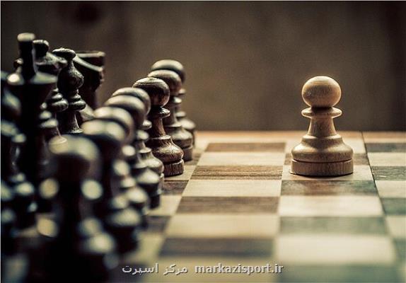 بررسی گوش بازیکنان شطرنج در مسابقات فیشر!