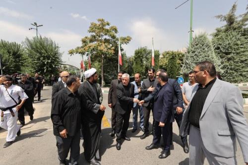 واکنش پولادگر به رفتن وزیر وقتی خود سجادی حضور دارد چه بگویم!