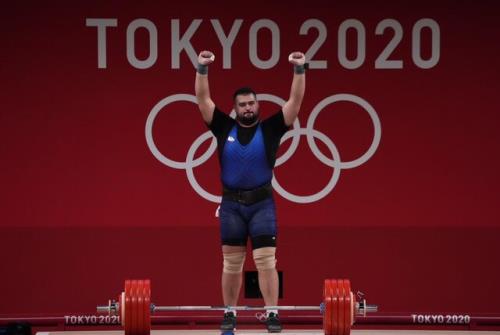 آبروی وزنه برداری ایران را در المپیک پاریس می خرم